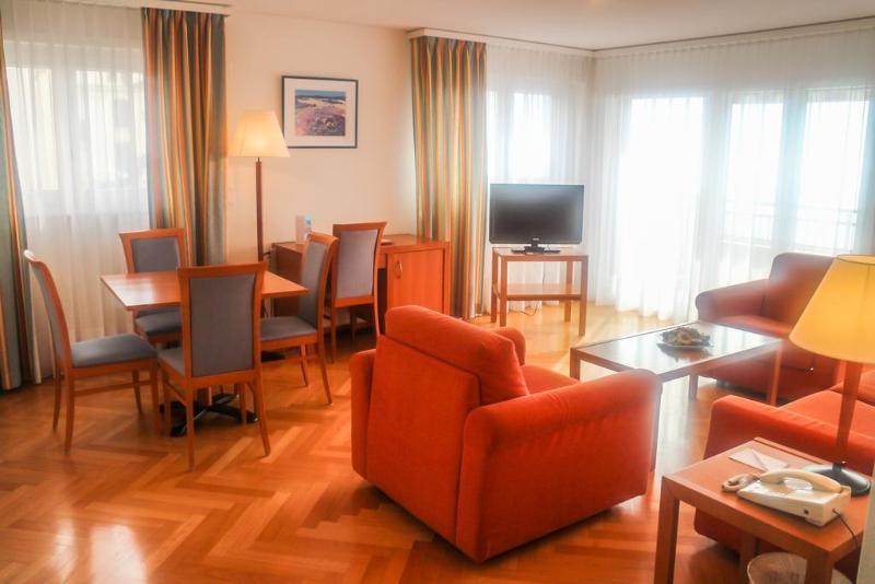 Hotel Bristol Montreux Exterior photo