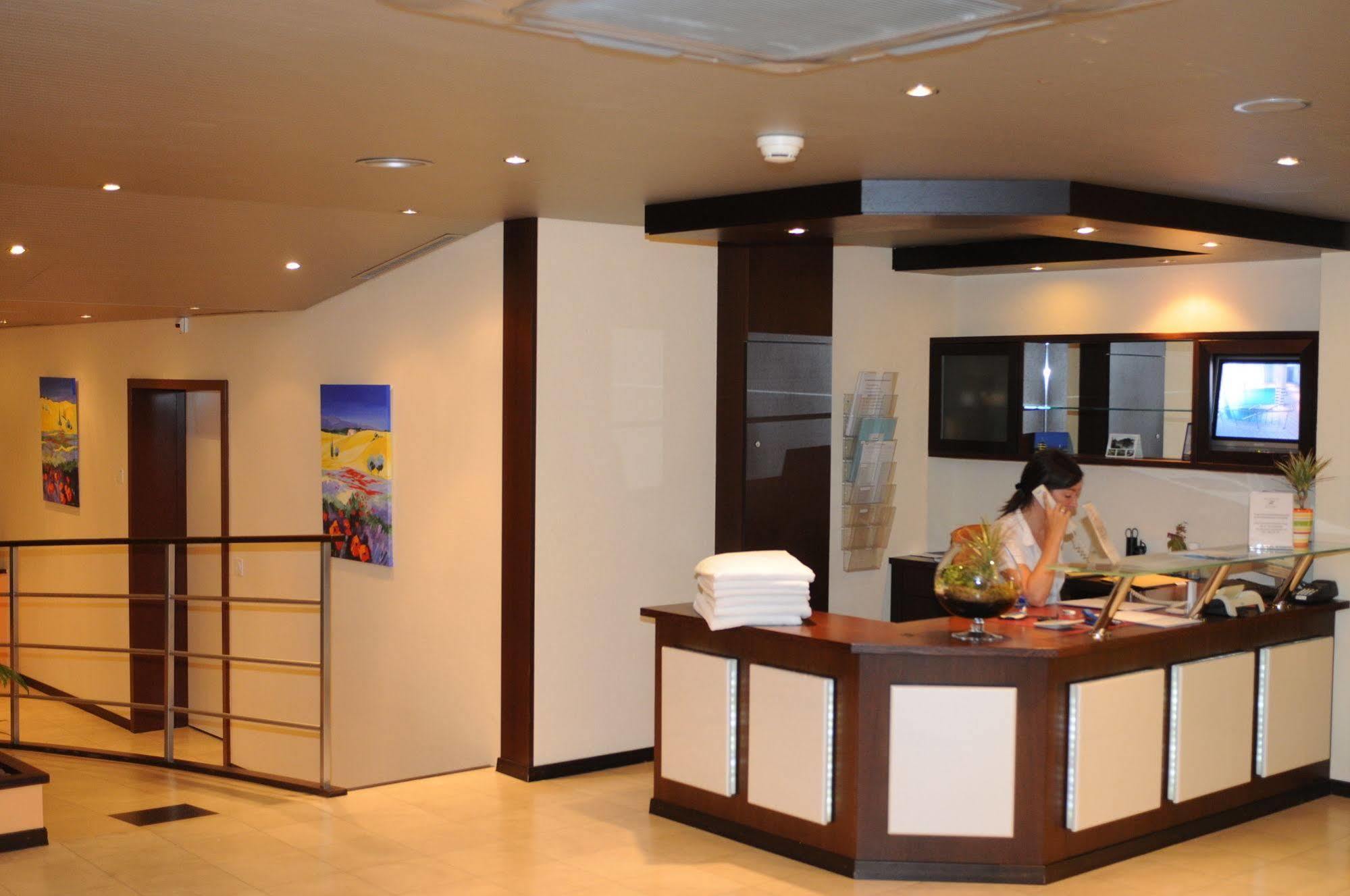 Hotel Bristol Montreux Exterior photo
